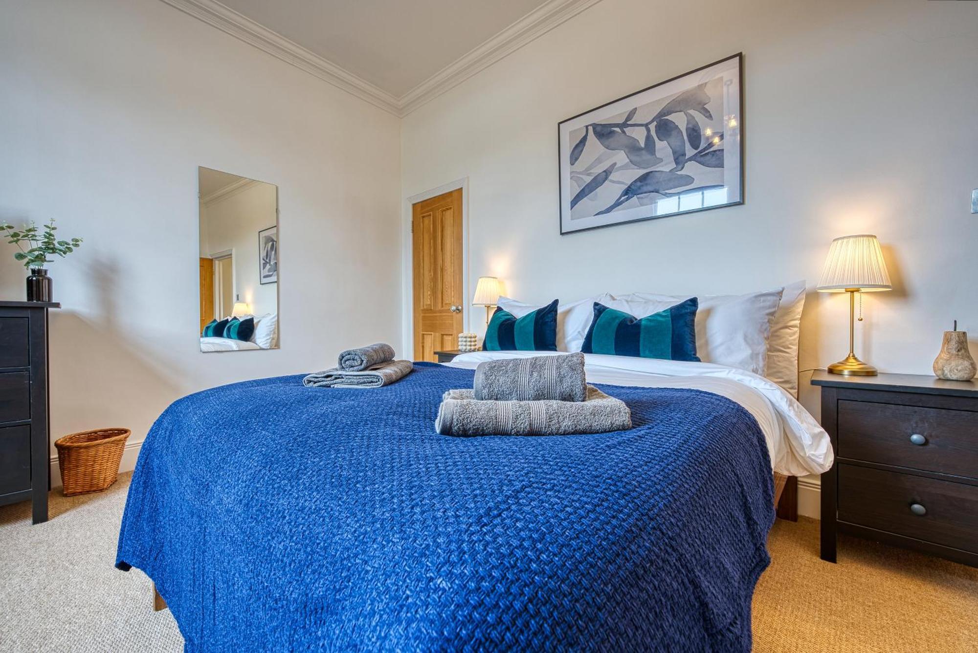 2 Bed Stunning Chic Modern Spacious Apt, Ocean Village, Southampton - Plenty Of Parking - By Blue Puffin Stays Exterior foto